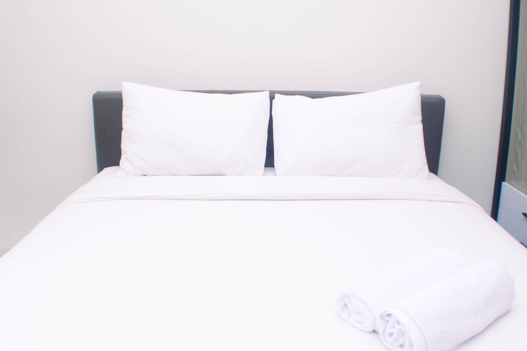 Homey And Minimalist At Vasanta Innopark By Travelio Apartemen *
