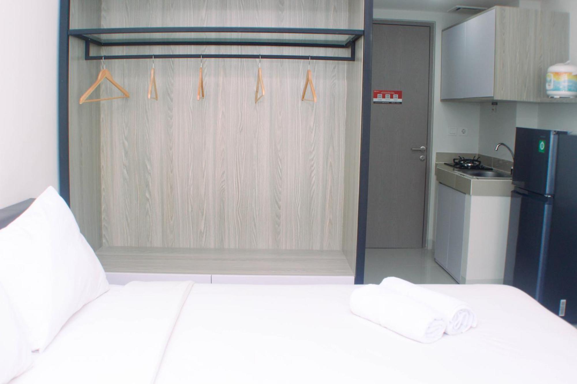 Homey And Minimalist At Vasanta Innopark By Travelio *