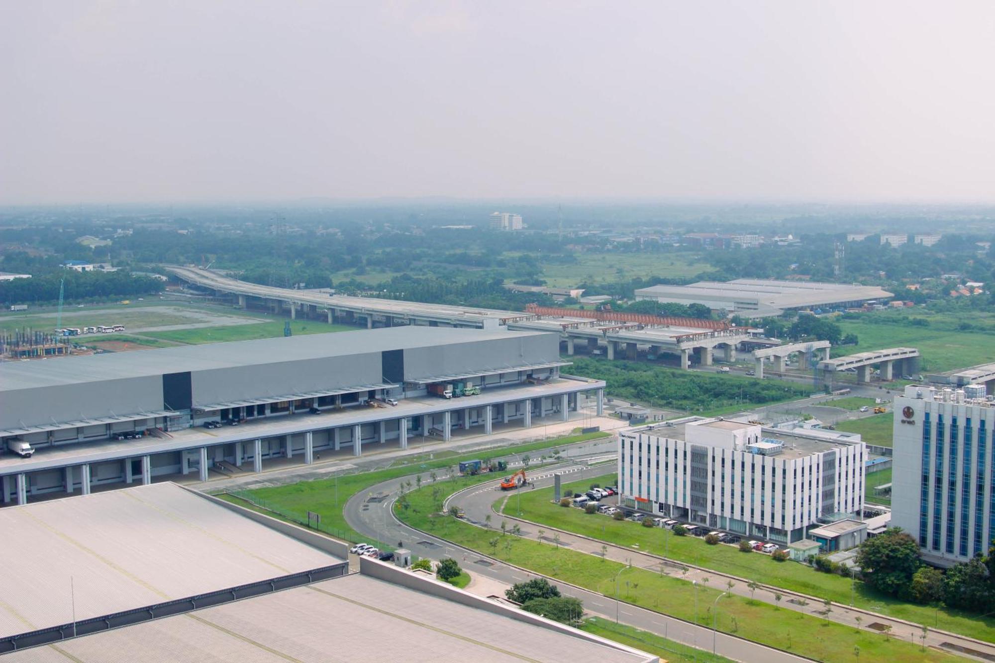 Homey And Minimalist At Vasanta Innopark By Travelio Bekasi
