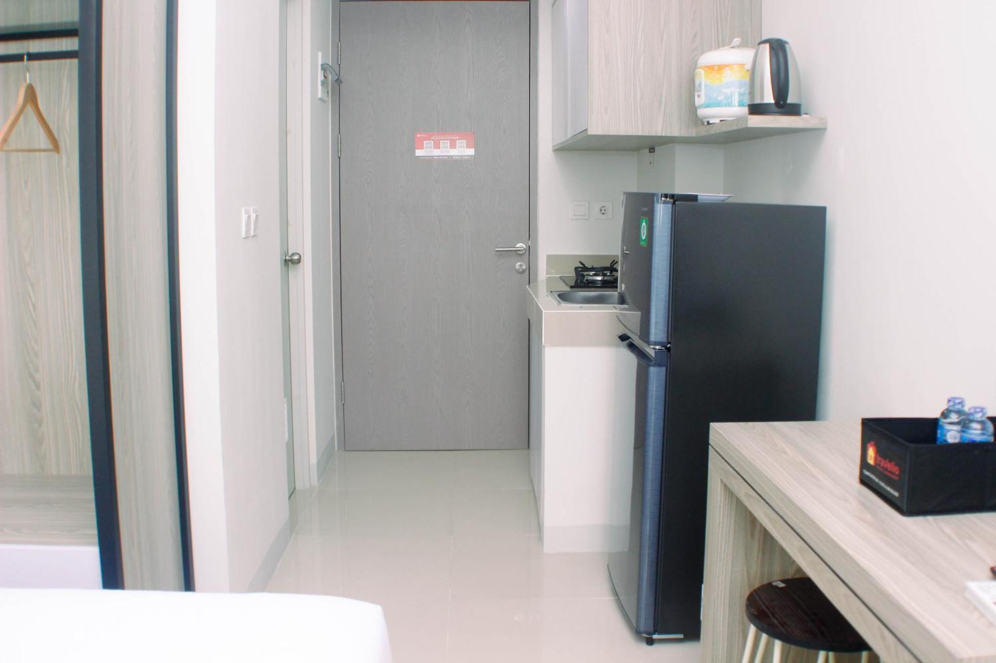 Homey And Minimalist At Vasanta Innopark By Travelio Apartemen *